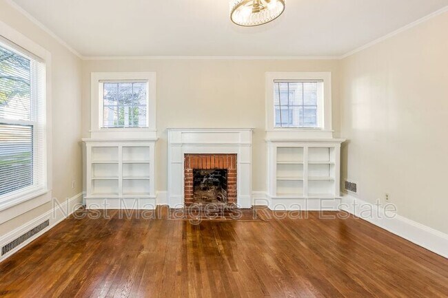 Building Photo - 115 Woodside Ave