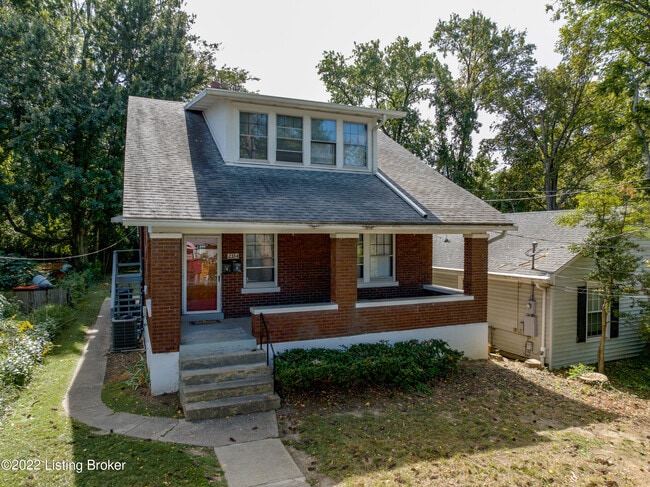 Building Photo - 2334 Page Ave