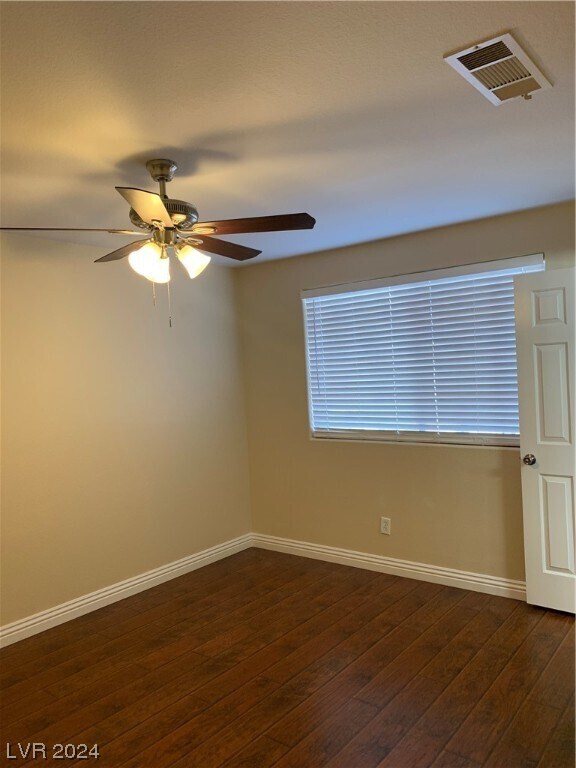 Building Photo - 8441 Bay Point Dr