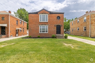 Building Photo - 3319 Warren Rd