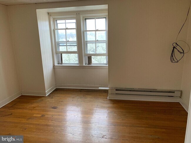 Foto del edificio - 138 S Carlisle St