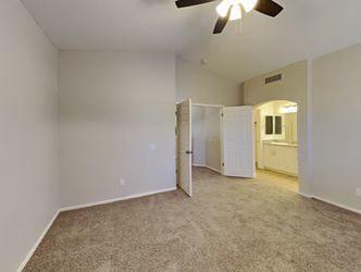 Foto del edificio - 255 W Juniper Ave