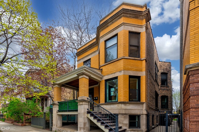 Building Photo - 4113 N Ashland Ave