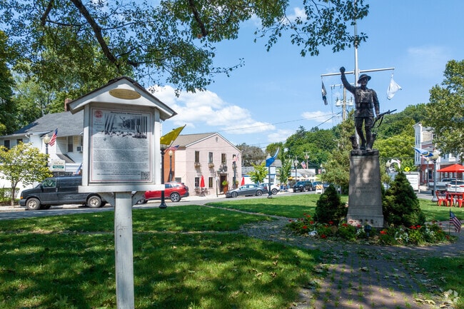 PT Barnum square in Bethel was named after it's famous resident.