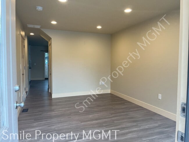 Photo - single house