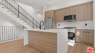 Foto del edificio - 10842 Peach Grove St
