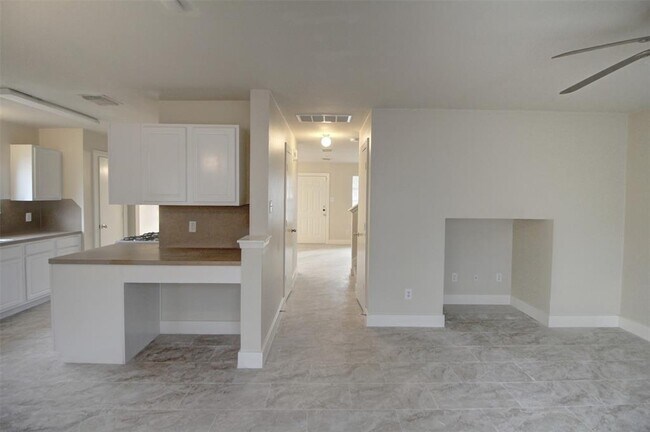 Foto del edificio - 439 Laurel Timbers Dr