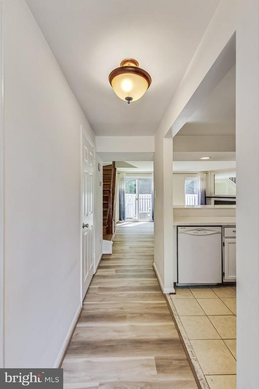 Building Photo - 11924 Redtree Way