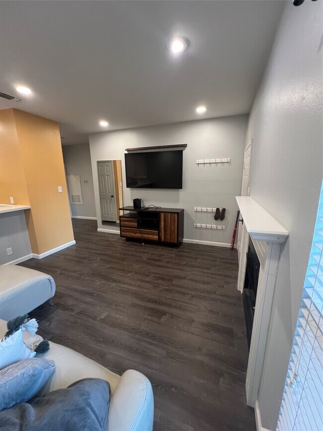 Foto del edificio - 2414 Longview St