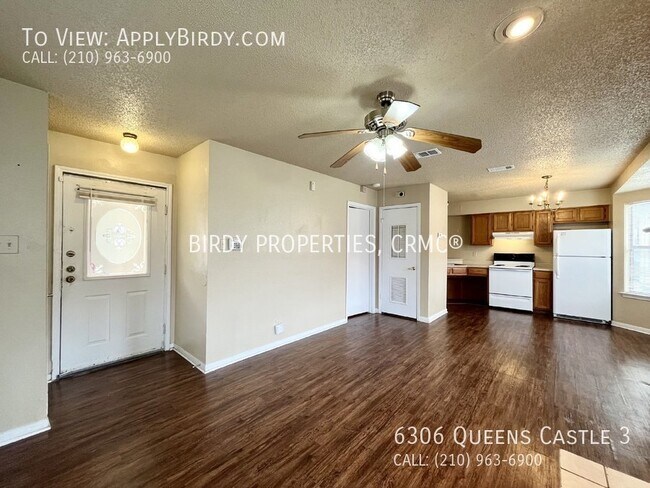 Building Photo - Charming 1-Bedroom Multiplex with Cozy Fir...