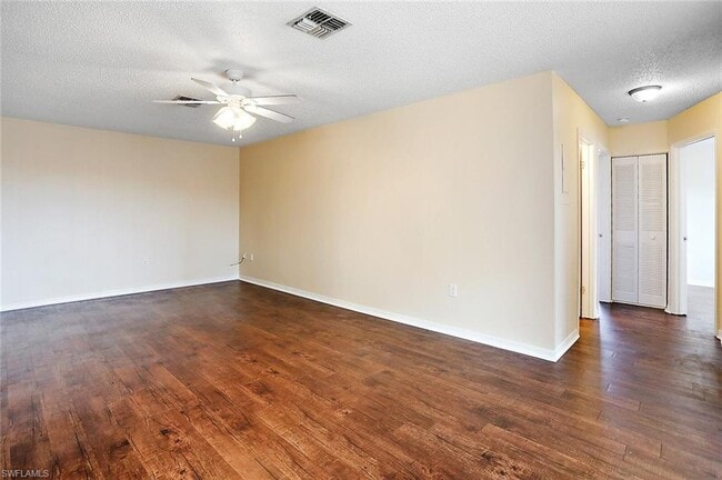 Building Photo - 200 Fernwood St