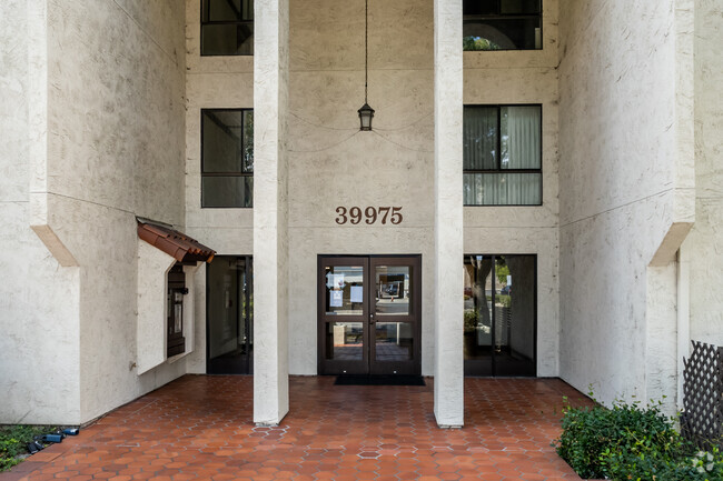 Entrance - Murieta