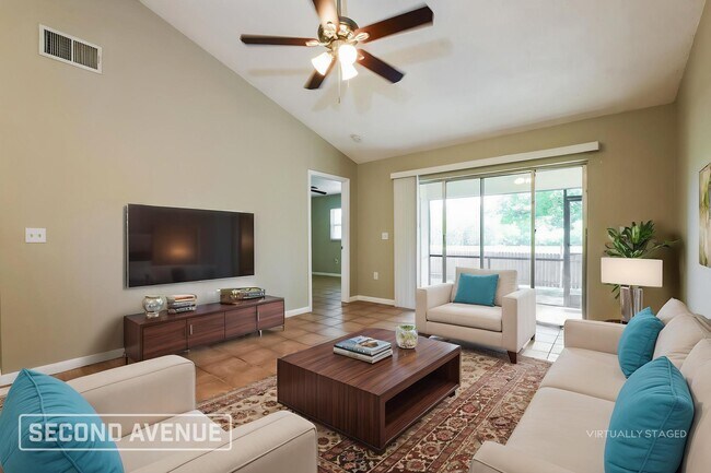 Foto del edificio - 10532 Wyndcliff Dr