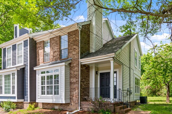 Foto del edificio - 5608 Hickory Meadows Ct