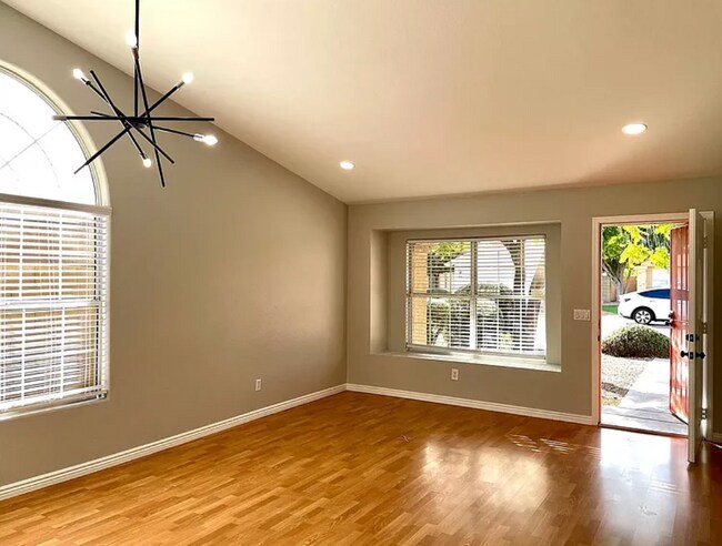 Foto del edificio - 4532 E Saint John Rd