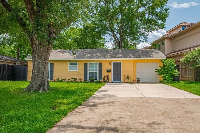 Building Photo - 5513 Fairdale Ln