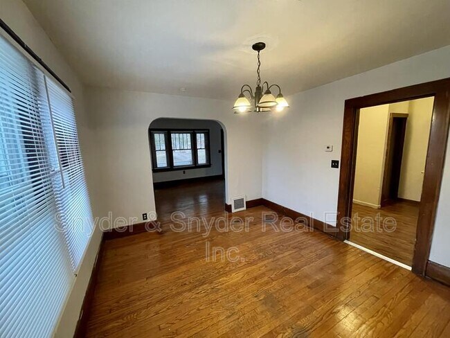 Foto del edificio - 450 Homer Ave