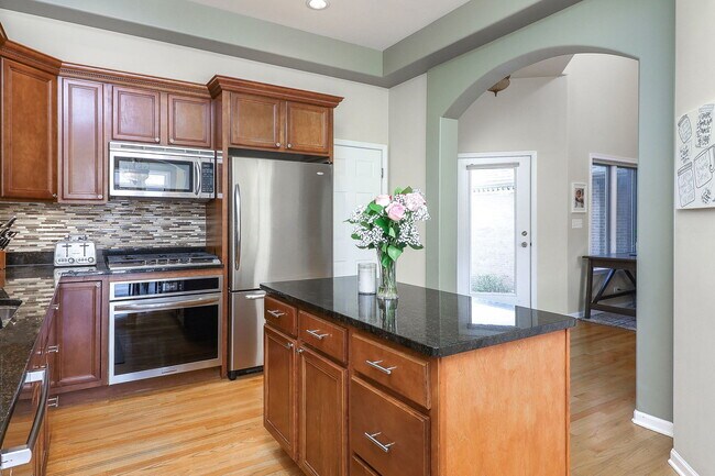 Foto del edificio - 961 W Spencer Ct