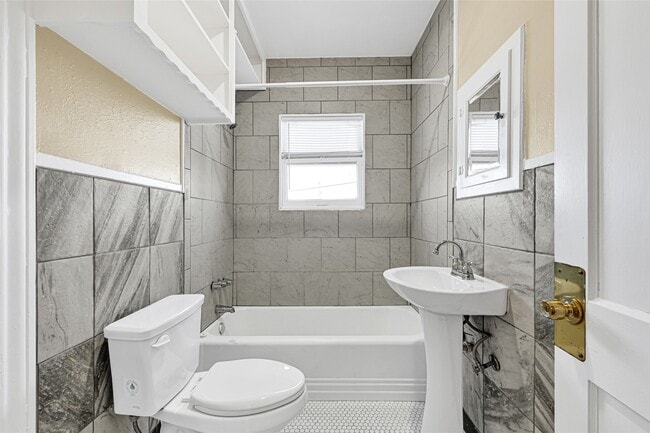 Foto del edificio - 4304 Pease St