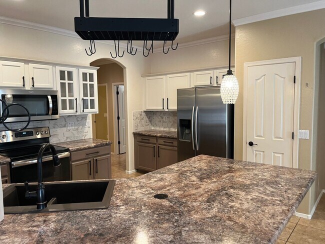 Foto del edificio - 3601 N 129th Ave