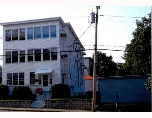 Foto del edificio - 102 Lincoln Ave