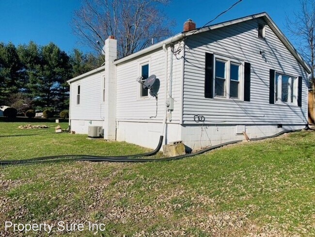Building Photo - 3 br, 1 bath House - 33 Spencer Pike Road