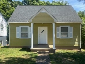 Building Photo - 216 Locust Ln