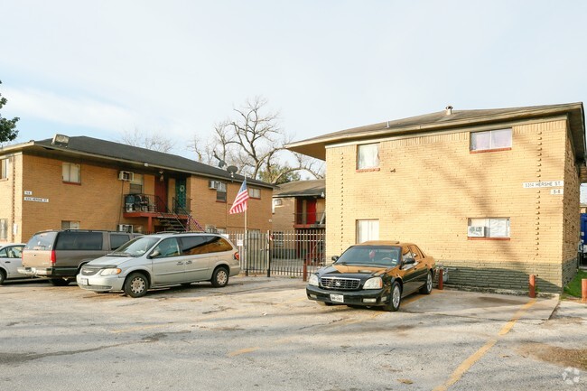 Building Photo - Hershe Apartments