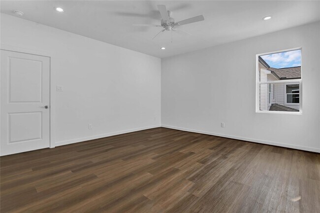 Foto del edificio - 209 N Edgewood St