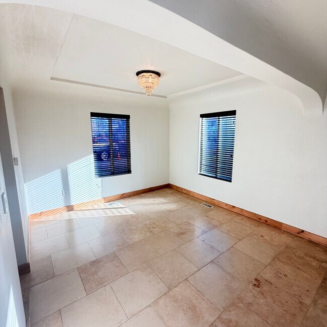 Foto del edificio - 3025 E 15th Ave