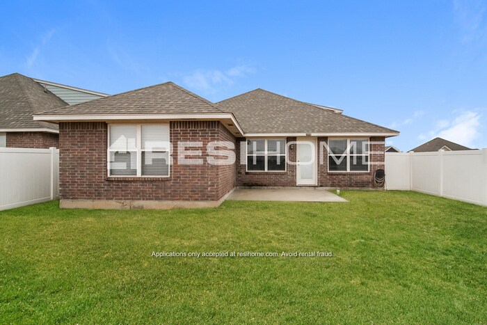 Building Photo - 8107 Brighton Ave