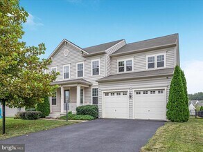 Building Photo - 6684 Muir Dr