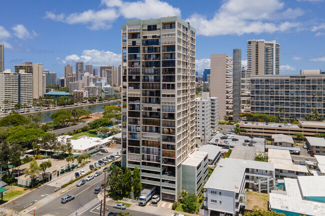 Kaimana Lanais Condominiums - Apartments in Honolulu, HI | Apartments.com