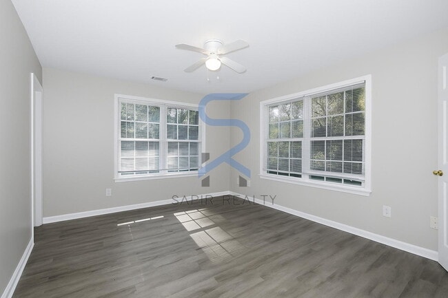 Building Photo - 2171 Wilson Ave NW