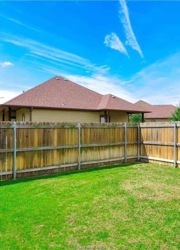 Primary Photo - 3118 Cullen Trail