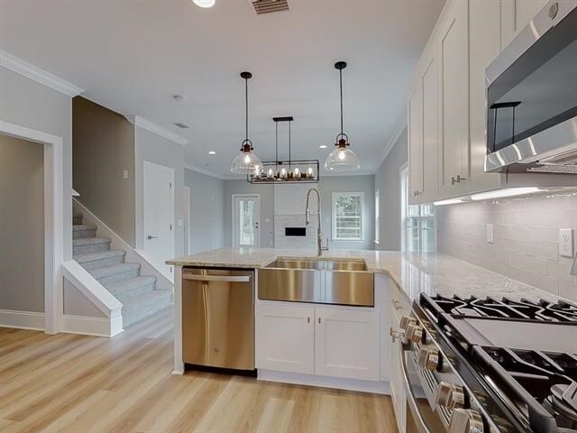 Foto del edificio - 212 Cottage Ct