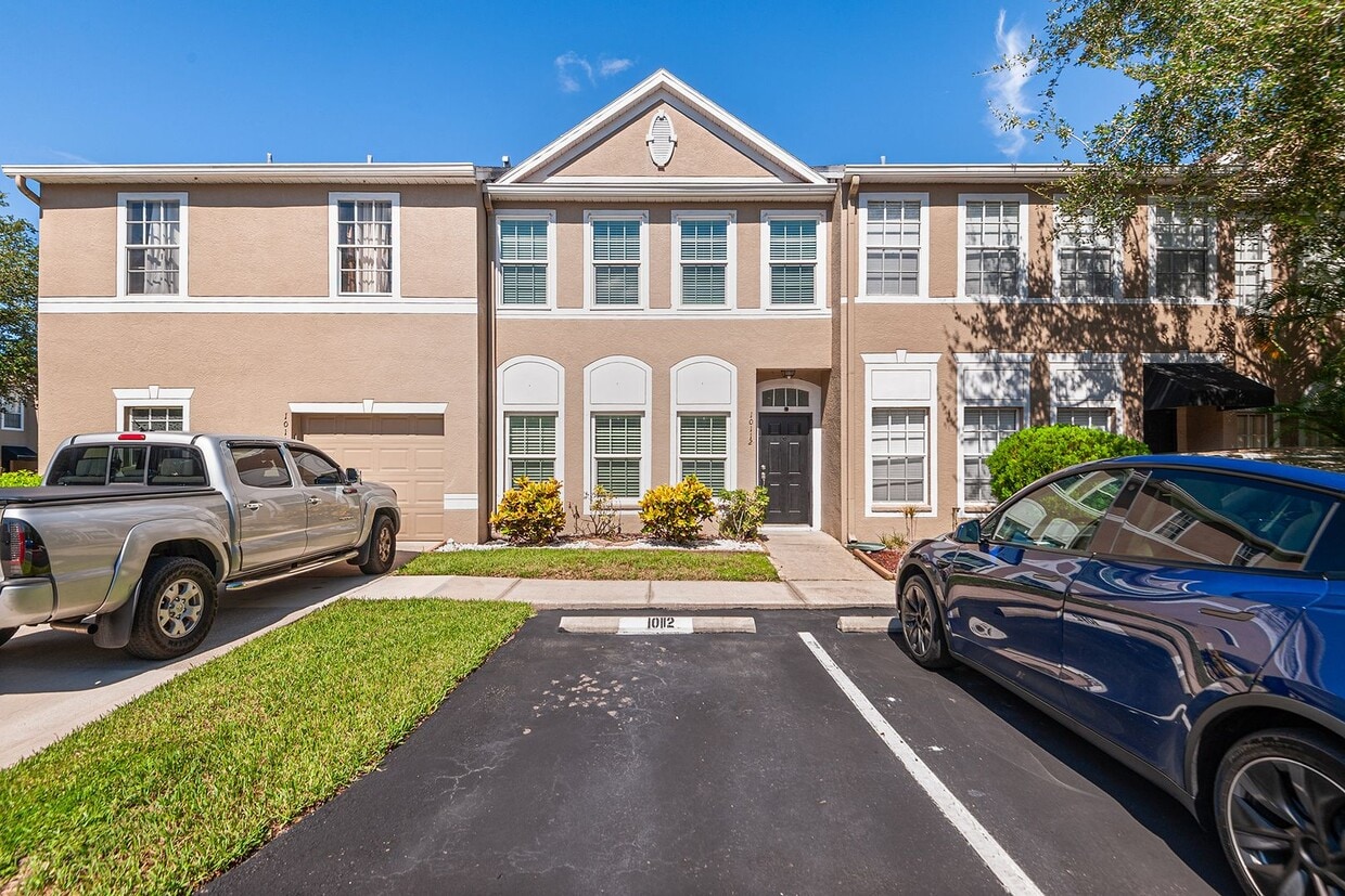 Photo - 10112 FARMINGDALE PL