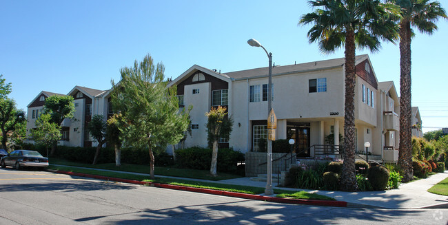 7300 Baird Ave, Reseda, CA 91335 - Apartments in Reseda, CA ...