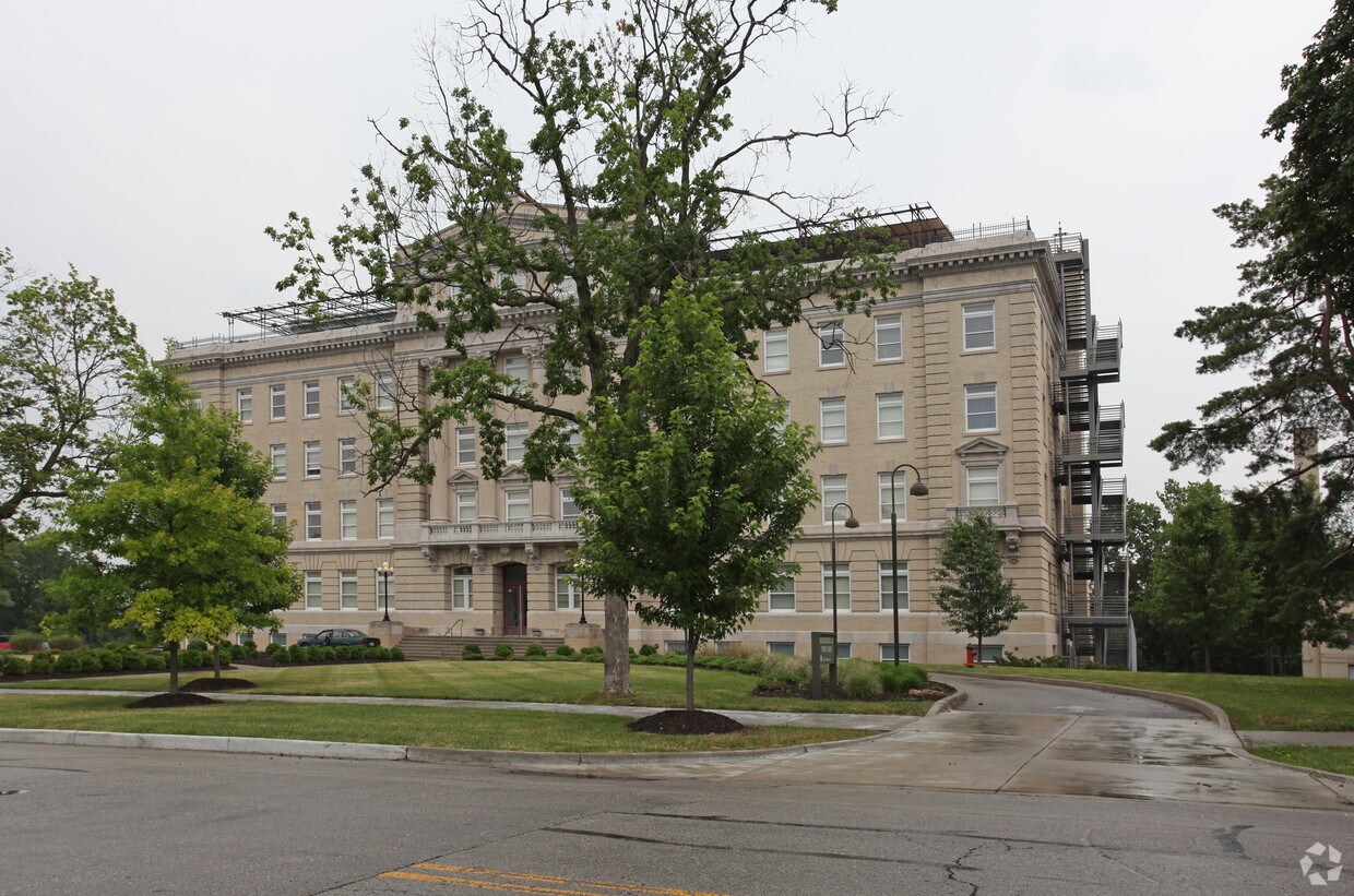 Residences of West Paseo Apartments Kansas City, MO