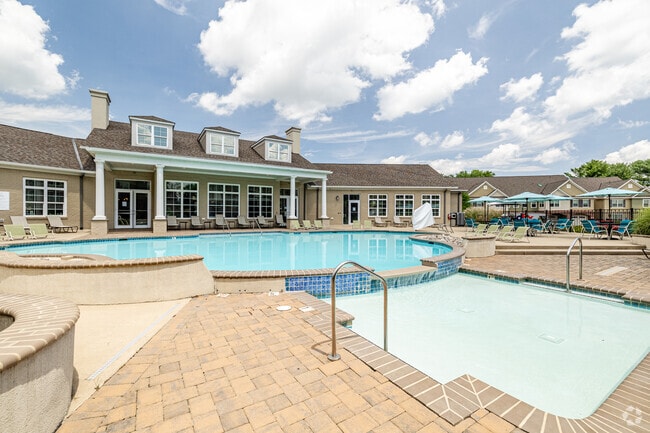 Piscina - Windigrove Apartments