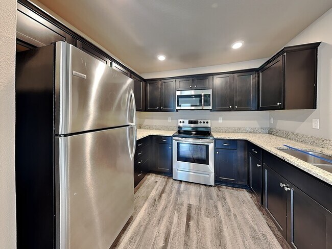 Foto del edificio - 211 SW Rose St