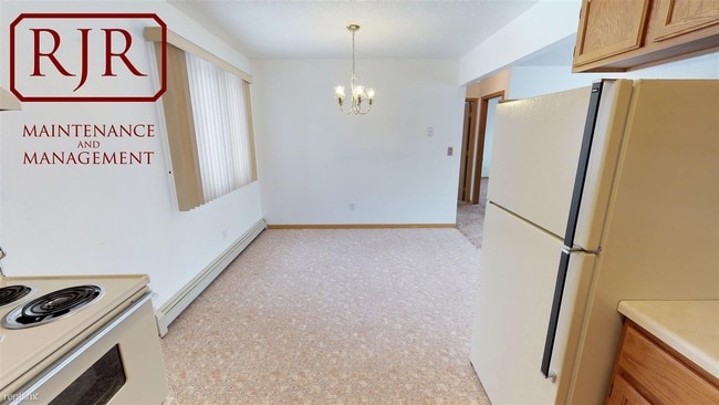 Building Photo - 2 br, 1 bath 4plex - 202 2nd Ave NE #1