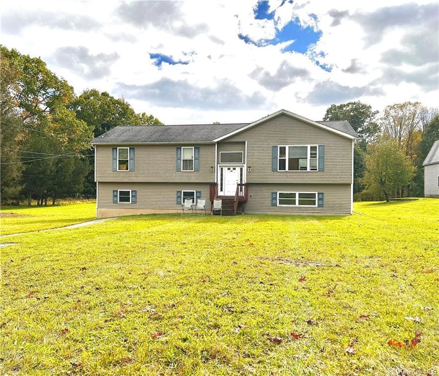 Primary Photo - 36 River Ln