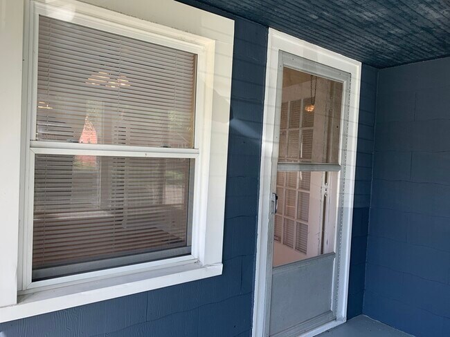 Building Photo - 4626 Ralston Ave