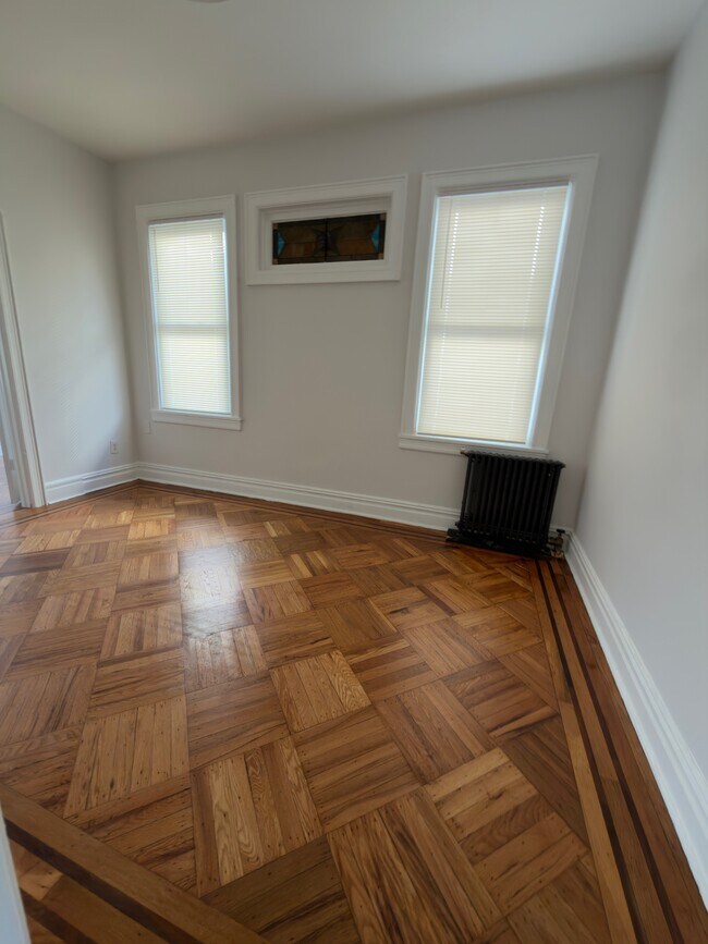 Foto del edificio - 276 Winfield Ave