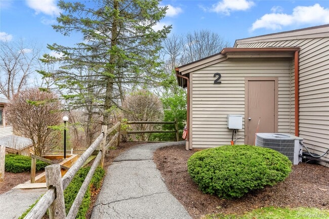 Building Photo - 21 Scenic Vw