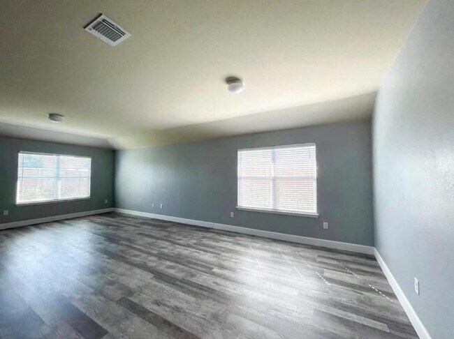 Foto del edificio - 11708 Cambrian Rd