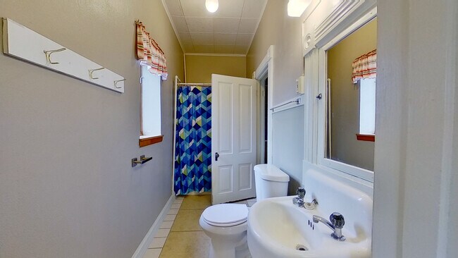 Bathroom - 509 Madison Ave