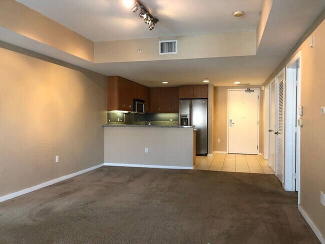 Building Photo - 875 G St