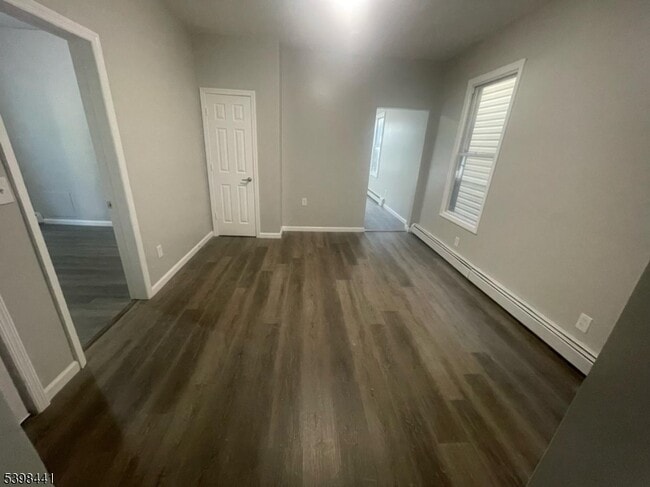 Building Photo - 160 12th Ave